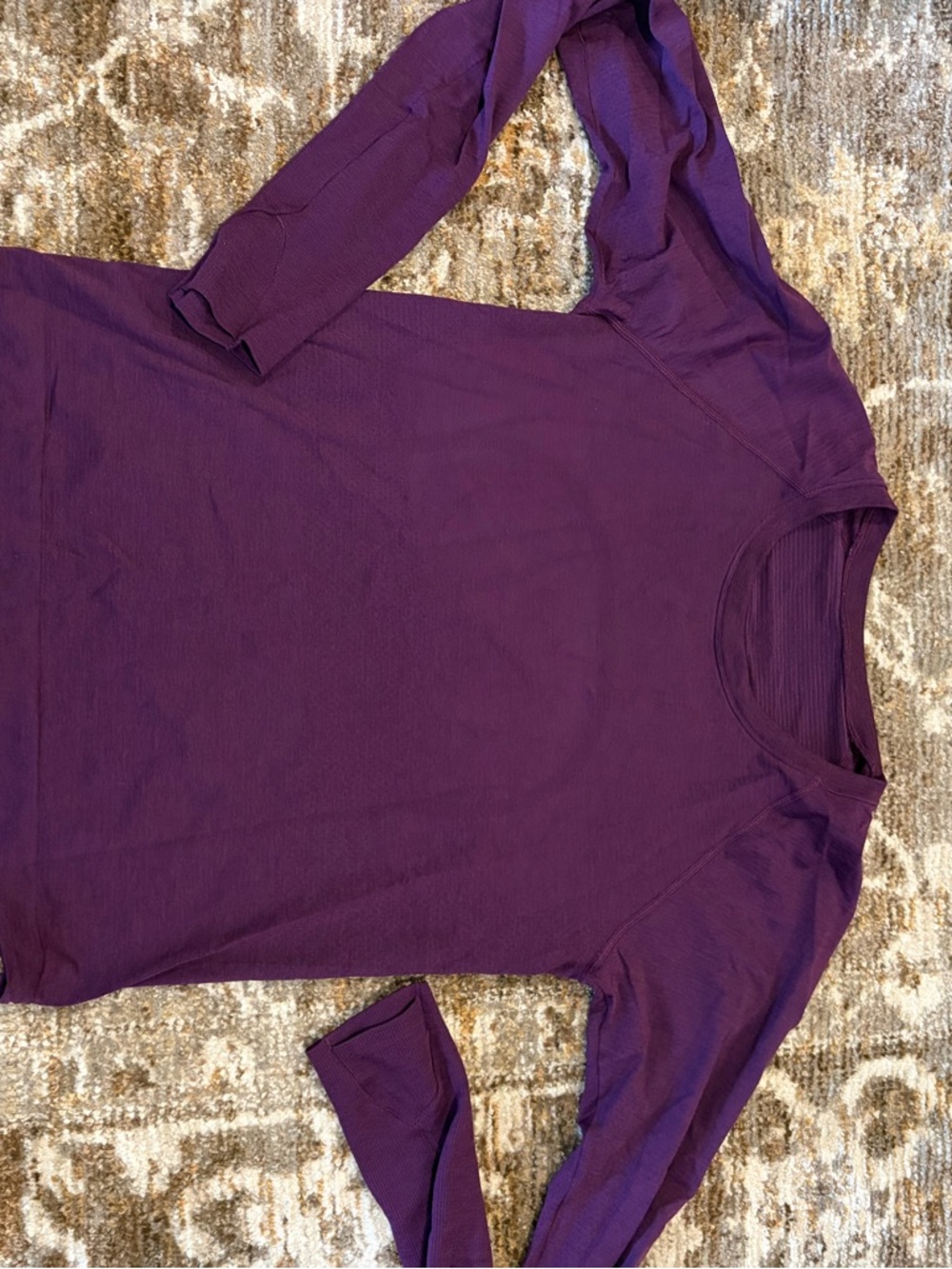Lululemon Swiftly Tech Long-Sleeve
Shirt 2.0 *Race Length Magenta size 8 - Picture 2 of 5